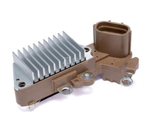Cargar imagen en el visor de la galería, Regulador alternador nippondenso toyota 4runner t100 tacoma