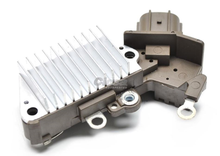Cargar imagen en el visor de la galería, Regulador para alternador nippondenso toyota tacoma yaris