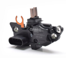 Cargar imagen en el visor de la galería, Regulador alternador a45235 mercedes benz 150 amps 12V