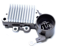 Cargar imagen en el visor de la galería, Regulador alternador nippondenso chevrolet isuzu 3 terminal