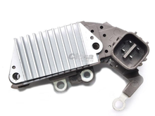 Cargar imagen en el visor de la galería, Regulador de alternador nippondenso acura rl 3.5l, tl 3.2l