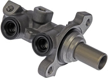 Cargar imagen en el visor de la galería, Cilindro Maestro Nisan Tiida Versa 2007-2018