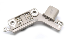 Cargar imagen en el visor de la galería, Regulador de alternador mitsubishi caterpillar 24 volts