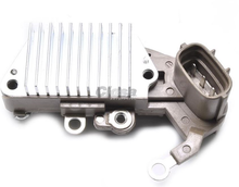 Cargar imagen en el visor de la galería, Regulador alternador nippondenso acura slx isuzu trooper