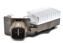 Cargar imagen en el visor de la galería, Regulador para alternador nippondenso toyota tacoma yaris