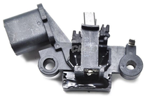 Cargar imagen en el visor de la galería, Regulador de alternador hitachi nissan maxima