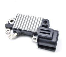 Cargar imagen en el visor de la galería, Regulador de alternador hitachi sentra 2.4l pathfinder 3.0l