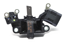 Cargar imagen en el visor de la galería, Regulador para alternador hitachi camion isuzu 2 terminales