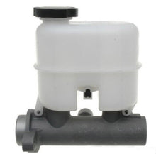 Cargar imagen en el visor de la galería, Cilindro Bomba Freno Escalade Silverado Tahoe Yukon 99-02