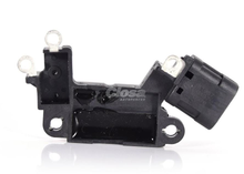 Cargar imagen en el visor de la galería, Regulador de alternador hitachi camion gm isuzu 80 amps