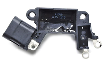 Cargar imagen en el visor de la galería, Regulador alternador hitachi patfhinder sentra pick up 70A