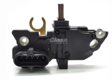 Cargar imagen en el visor de la galería, Regulador de alternador bosch mercedes benz ib5300 24 volts