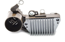Cargar imagen en el visor de la galería, Regulador de alternador nippondenso honda , toyota