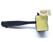 Cargar imagen en el visor de la galería, Palanca Direccional Nissan Pickup 25560-D4500
