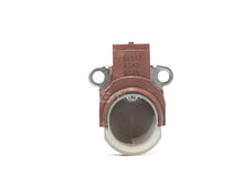 Cargar imagen en el visor de la galería, Porta carbon para alternador 100-170 amps toyota chrysler