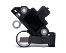 Cargar imagen en el visor de la galería, Regulador Para Alternador Delco Chevrolet Captiva Sonic