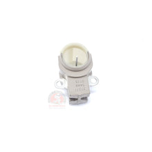 Cargar imagen en el visor de la galería, Porta carbon para alternador 100-170 amps toyota chrysler