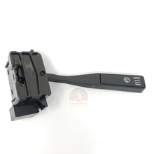 Cargar imagen en el visor de la galería, Palanca Limpia Parabrisas Nissan Pick-Up D21