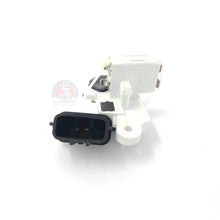 Cargar imagen en el visor de la galería, Regulador de alternador bosch tsuru iii  pick up d21 ib501
