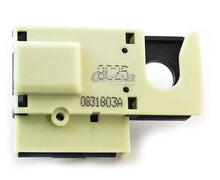 Cargar imagen en el visor de la galería, SWITCH FRENO GM SSR 04-05 BLAZER SLS293