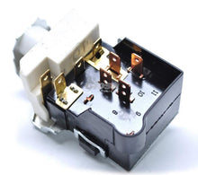Cargar imagen en el visor de la galería, Switch Luz Gm Dina Buick 64-67 Ds155