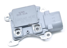 Cargar imagen en el visor de la galería, Regulador alternador ford 3g gris escort explorer ranger